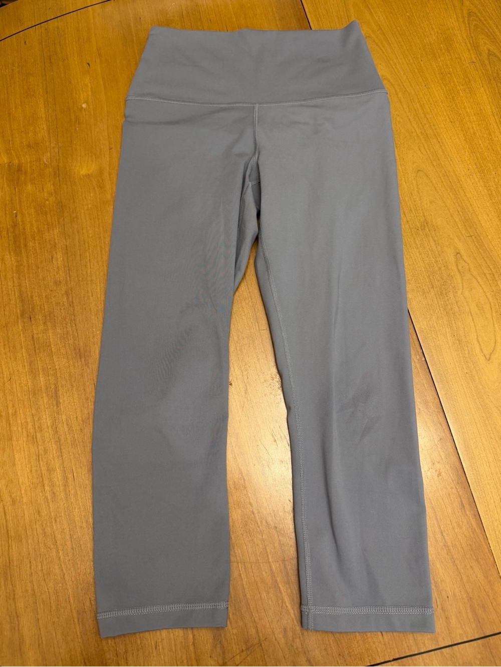 Yogalicious High-Waist Capri Leggings Slate Gray M | Gym Athletic Athleisure
